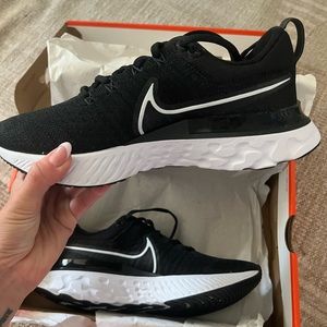 BRAND NEW NIKE React Infinity Run FK2 Black/White Sneakers